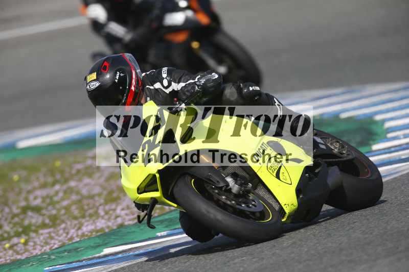 /Archiv-2024/02 29.01.-02.02.2024 Moto Center Thun Jerez/Gruppe gruen-green/229